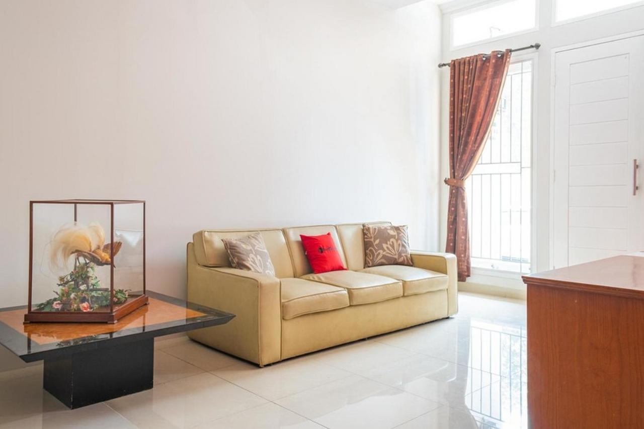 Reddoorz Near Siloam Karawaci 3 Tangerang Exterior foto